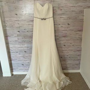 Blush by Hayley Paige Wedding Dress 1558 Size 12